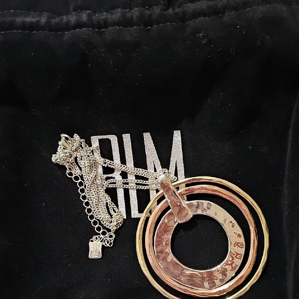 QVC Robert Lee Morris Two-Tone Circular Pendant Necklace 18"